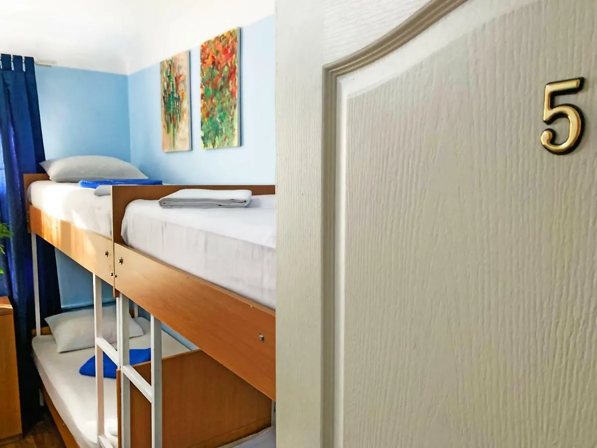 Alla House Hostel Kyiv